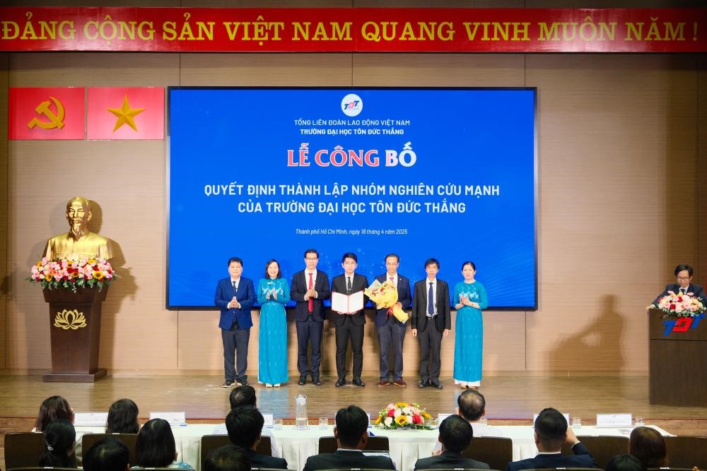 Nhóm nghiên cứu kinh tế, kinh doanh và quản lý