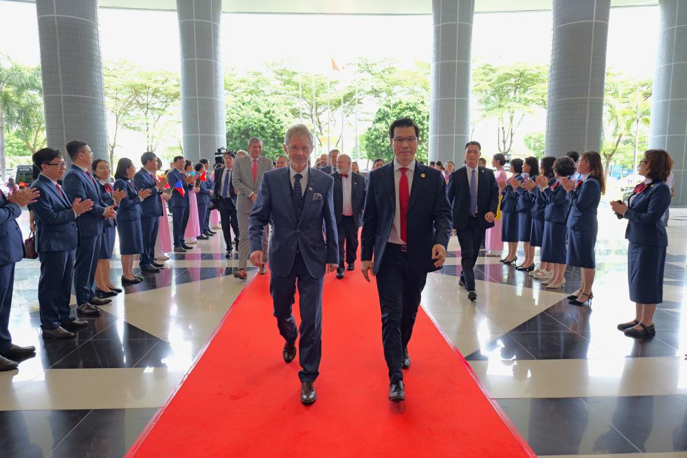 Tiep_phai_doan_Sec